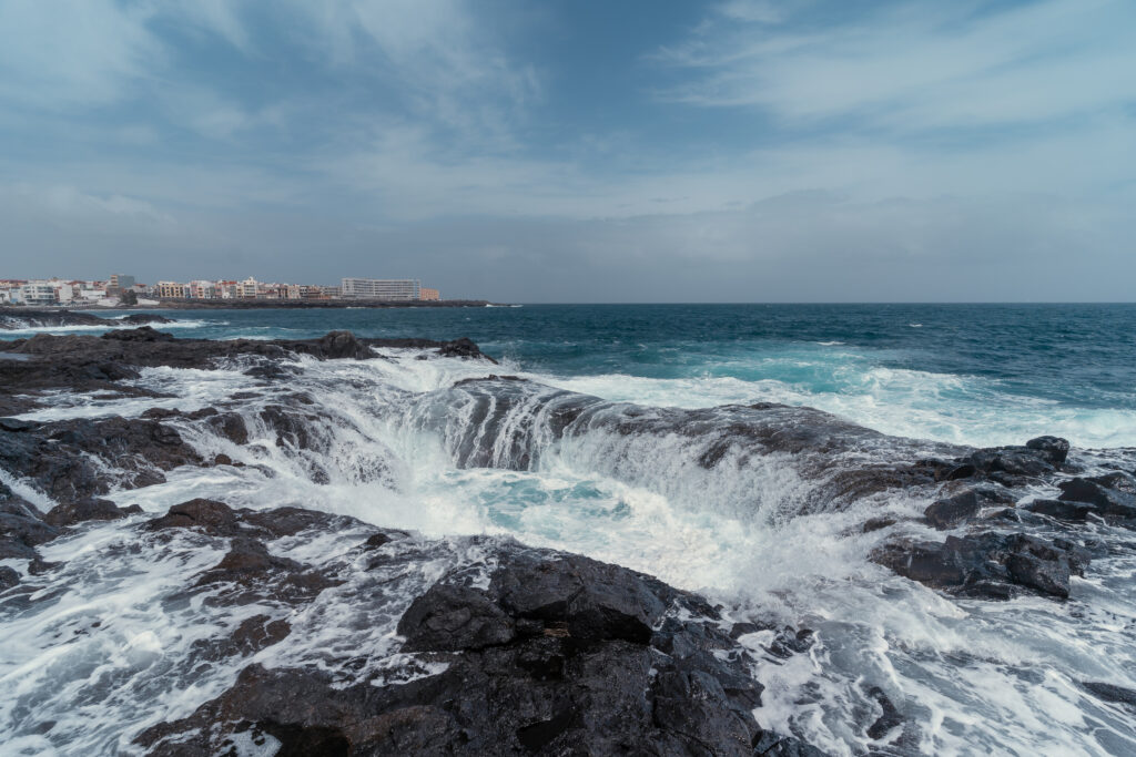 "El Bufadero". Rocky formation in la Garita. Telde. Gran Canaria