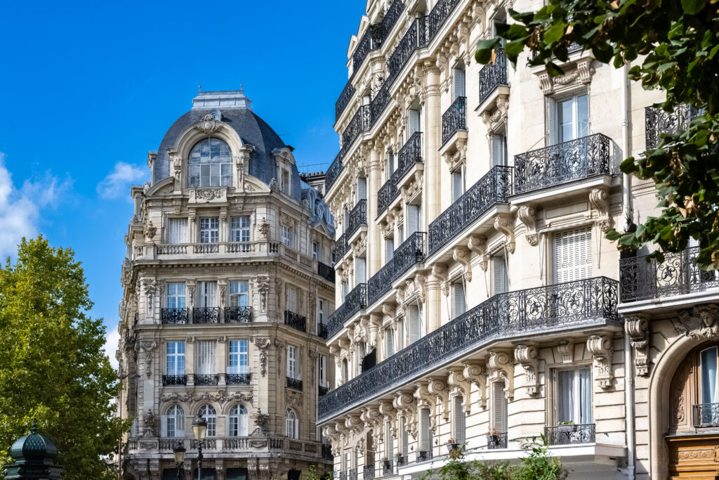 Paris, beautiful buildings in the 17e arrondissement, boulevard Malhesherbes