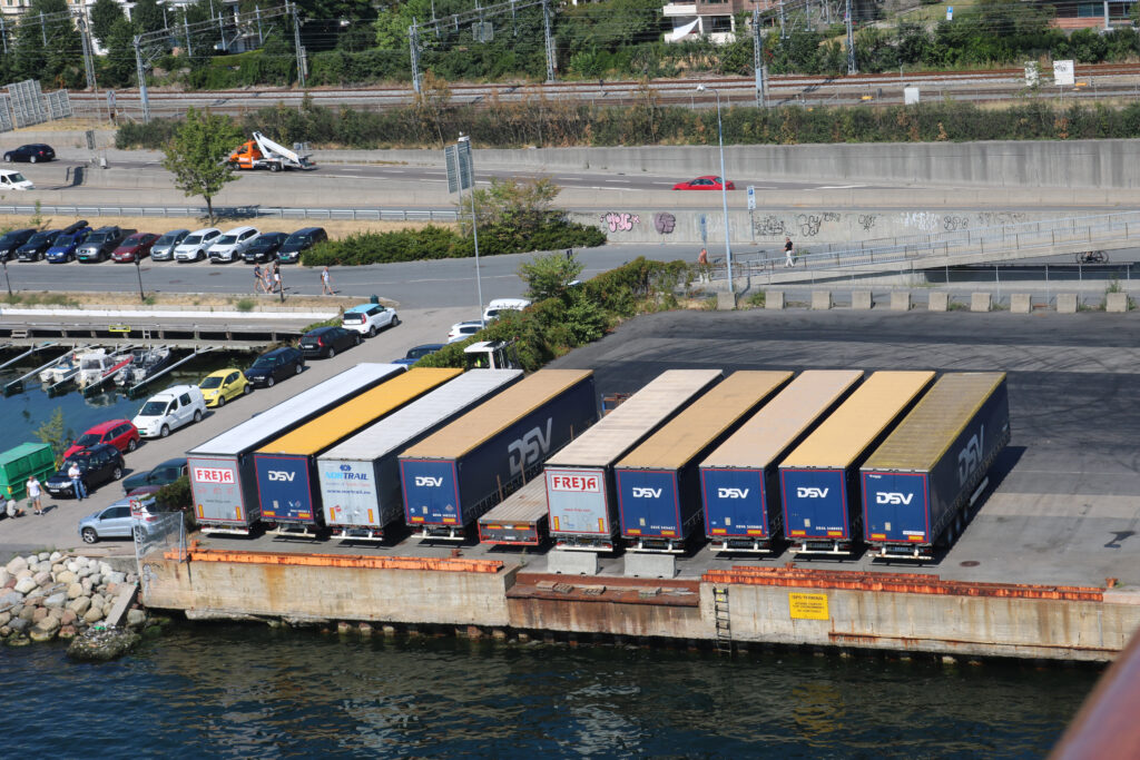 Container Oslo, Luftbild, Canon 750 D, Tamron 18 - 200